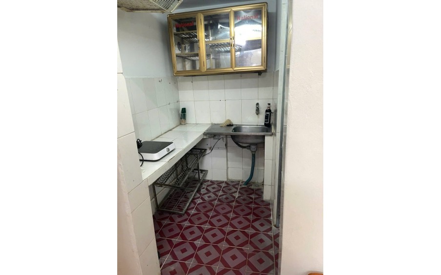 Cho thuê nhà  Ở SINH VIÊN  căn hộ TT tầng 1 khu Tập thể Bách Khoa, DT 55m2 -1 tầng Giá 7 triệu